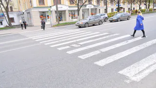 В Рязани на пешеходном переходе сбили девушку