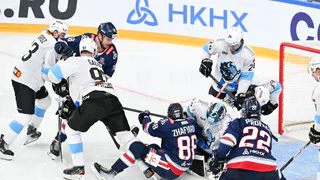 «Нефтехимик» одержал первую победу в сезоне