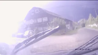 Ночью в Сасовском районе молния ударила в столб