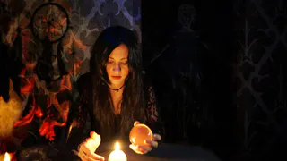 Почему рязанцы пытаются решать проблемы с помощью гадалок