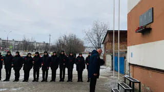 Усинск склонил головы в память о павших героях правопорядка