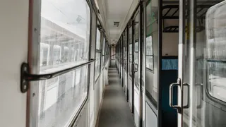 «Я же не навсегда хочу вниз, а только на пару часов. Неужели тебе так жалко?»