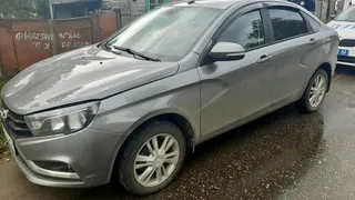 Приставы взялись за дело: у рязанца отобрали машину за долг банку