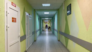 Двоих рыбаков с ожогами увезли в больницу Челябинской области после пожара в палатке