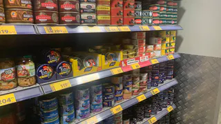 Всего одна буква — вот что отличает хорошие консервы "Доброфлот" от плохих — рассказываю, как определять качество на глаз