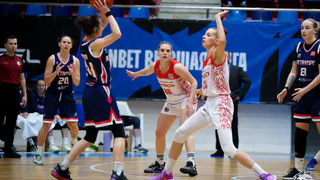 Пензенские баскетболистки привезли две победы с игр в Магнитогорске