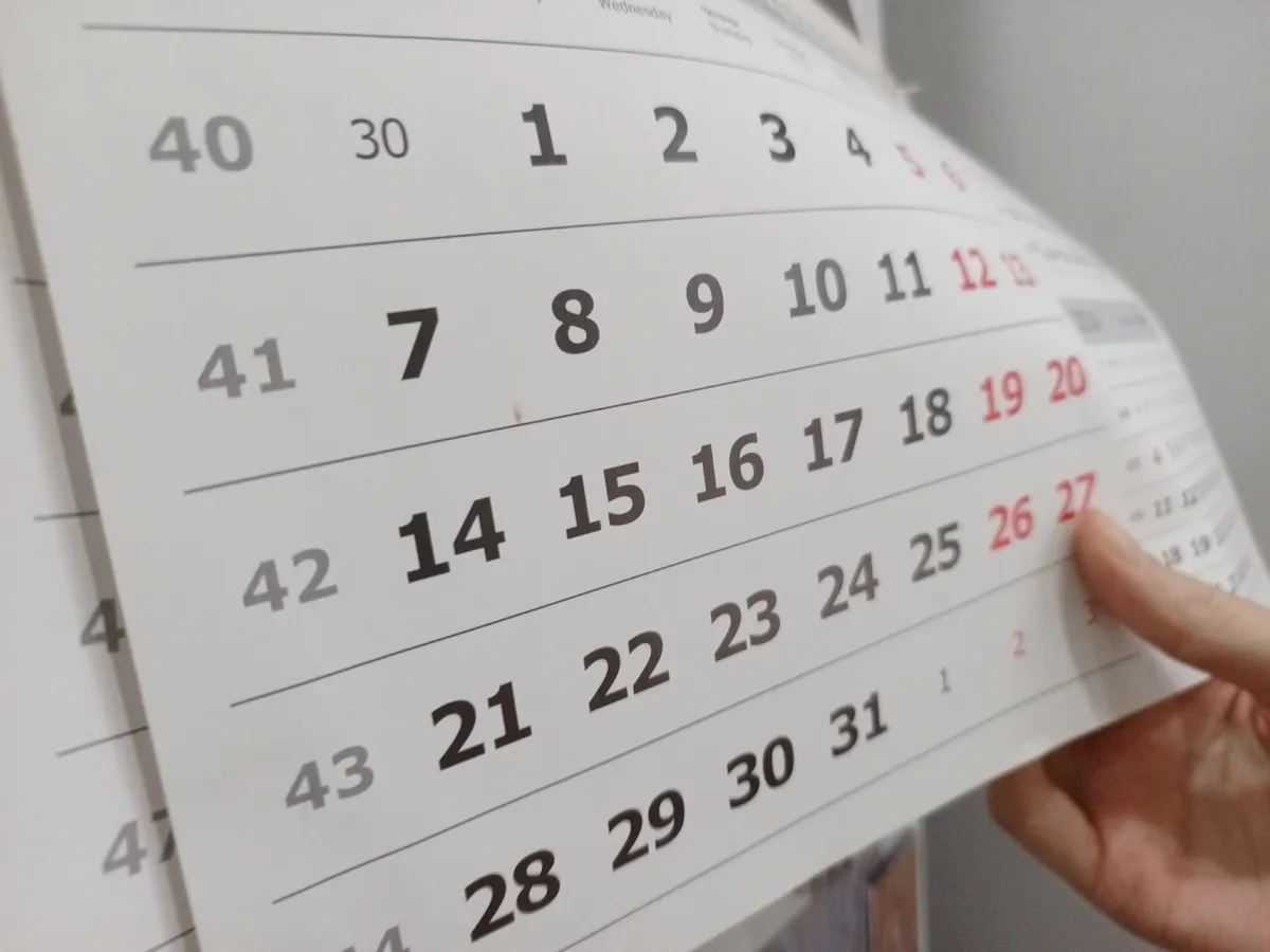 Непривычный график: нижнекамцев ждёт удлинённая рабочая неделя