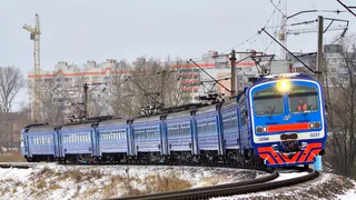 Машинист брянской электрички обокрал спящего пассажира