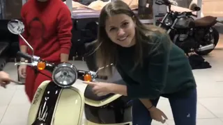 Звезда "Лабутенов" тюнинговала мотороллер рязанца за 50 тысяч рублей