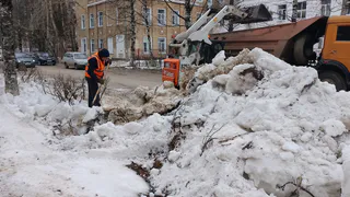 За несколько месяцев с улиц столицы Коми вывезут 56,2 тыс. кубометров снега