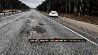 На трассе М-7 «Волга» в Петушинском районе выявили опасные выбоины на дороге