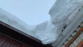 Смерть девушки в Рязани заставила власть усилить работу по очистки наледи с крыш 