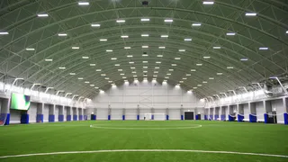 Радуйтесь: в Нижнекамске в этом году появится новый футбольный манеж