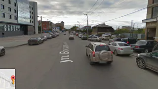 На Вокзальной нанесли разметку, закрыв двойной сплошной два въезда к дому - жалоба читателя