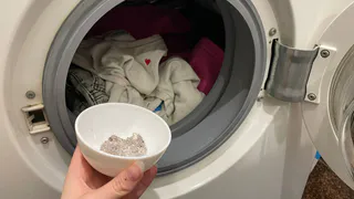 Теперь точно знаю, сколько порошка необходимо на одну стирку - научил мастер по ремонту машинок