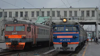 В Рыбном мужчина попал под поезд