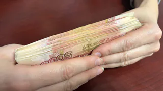 Сотрудница МФО в Камешкове присвоила 200 тысяч рублей, завысив суммы по кредитам