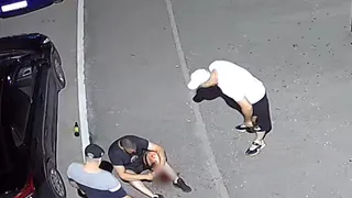 На Михайловском шоссе в Рязани группа мужчин избила молодого человека