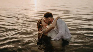 Названы пять знаков Зодиака, которые так сильно влюбляются, что страдают от этого чувства