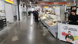 Что для нас - рынок, для иностранца - Диснейленд: эти вещи никогда не поймут туристы. У них в Европе такого никогда не было