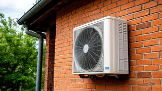 Кондиционеры уходят в закат истории: новый метод из Европы охлаждает жилище мягче, дешевле и без шума