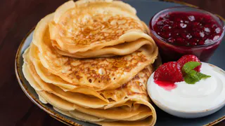 Блины на Масленицу жарить больше не модно: новое популярное блюдо захватывает кухни россиян