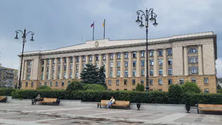 Управделами губернатора Пензенской области закупает внедорожник почти за 10 млн рублей