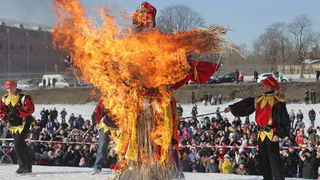 В Рязани сожгли чучело зимы (видео)