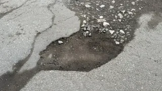 В Бессоновском районе дороги усыпаны глубокими ямами