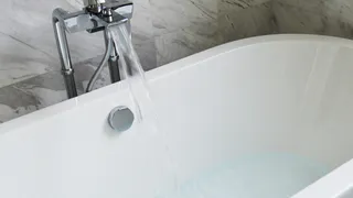 Указ подписали, все: с 10 ноября штраф 700 рублей за каждый день для владельцев квартир с ванной