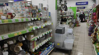 В Fix Price появилась «цветочная» коллекция посуды — выглядит дорого и нежно, но я решила проверить качество: вот что выяснилось