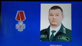 Лётчик Коми лесопожарного центра посмертно награжден орденом Мужества