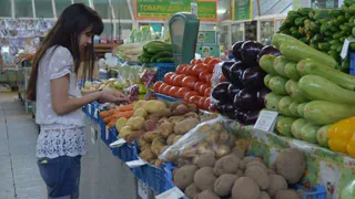 В Рязани раздавили партию помидор