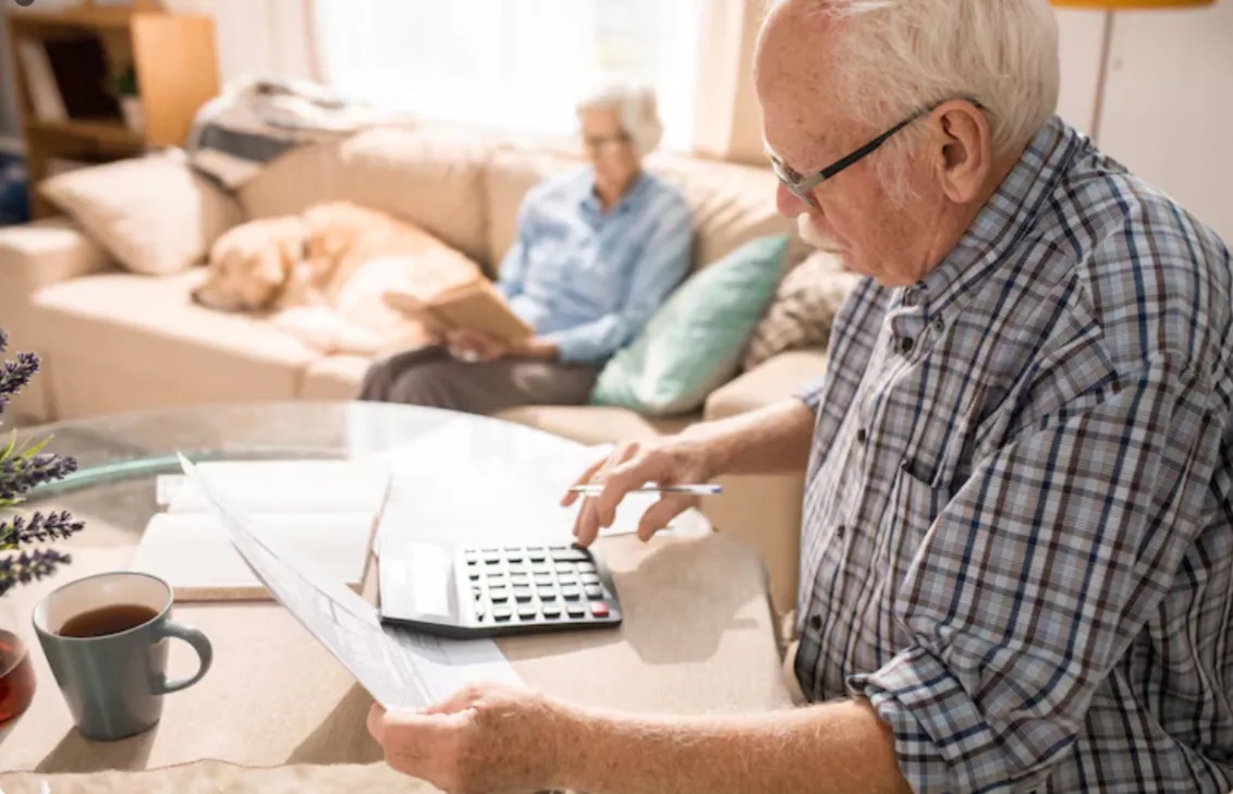 12 стран, в которых не платят пенсии по старости: как там живут после 60