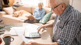 12 стран, в которых не платят пенсии по старости: как там живут после 60