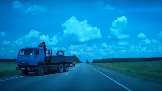 На трассе Рязань - Ряжск водитель КамАЗа чуть не устроил смертельное ДТП