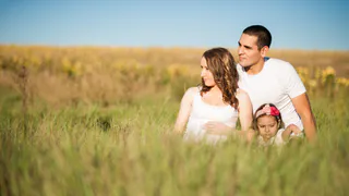 В браке предательство начинается не с измены — Фрейд видел корень глубже: вот что разрушает союз быстрее ссор