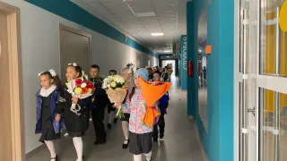 Изменили дату начала учебного года в школах из-за ситуации в стране