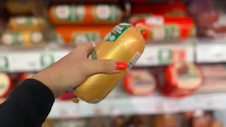 100% чистое мясо — никакой подделки: в Роскачестве назвали лучшие марки колбасы для окрошки, салатов и бутербродов