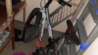 В Чебоксарах поймали 24-летнего парня, укравшего и перекрасившего велосипед