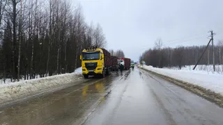 Грузовики не поделили трассы в двух районах Коми