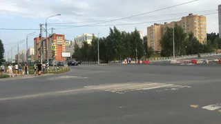 Зверски накосячили: переход через расширенный перекресток у "Глобуса" занимает 12 минут