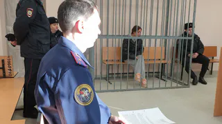 Сжегшую паспорт в Брянске блогершу отправили под домашний арест