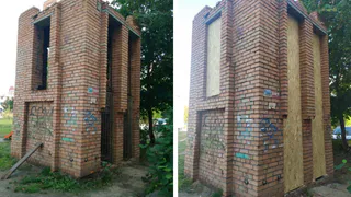 Свершилось: постройку на улице Новаторов заколотили досками