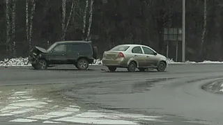 На Куйбышевском шоссе столкнулись два автомобиля