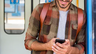 Украденный в поезде «Владимир-Ковров» телефон вернули владельцу