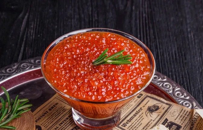 Новогодний деликатес продолжает стремительно расти в цене, несмотря на хорошую путину