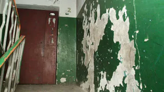 Раз в сколько лет управляющие компании обязаны делать ремонт в подъездах? 