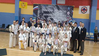 Владимирские спортсмены взяли 8 медалей чемпионата и первенстве ЦФО по киокусинкай