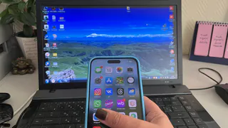 Киберэксперты поставили жирную точку в вопросе: как заряжать смартфон, чтобы не убить аккумулятор за год